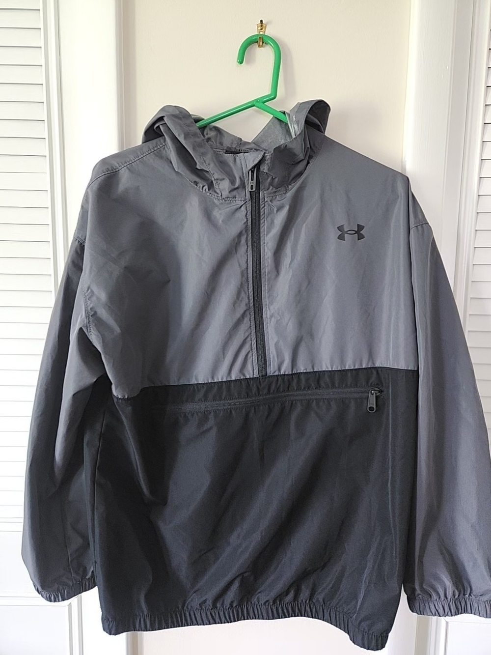 Under Armour Youth YXL Gray/Black Windbreaker Jacket